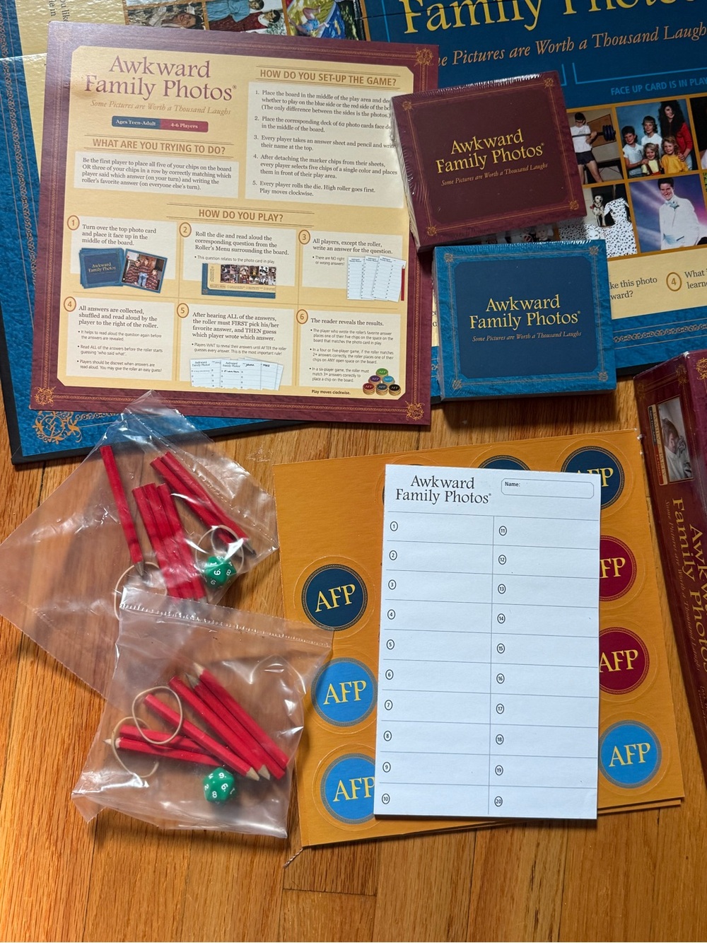 Awkward Family Photos Board Game — Purple Box - Picture 6 of 9